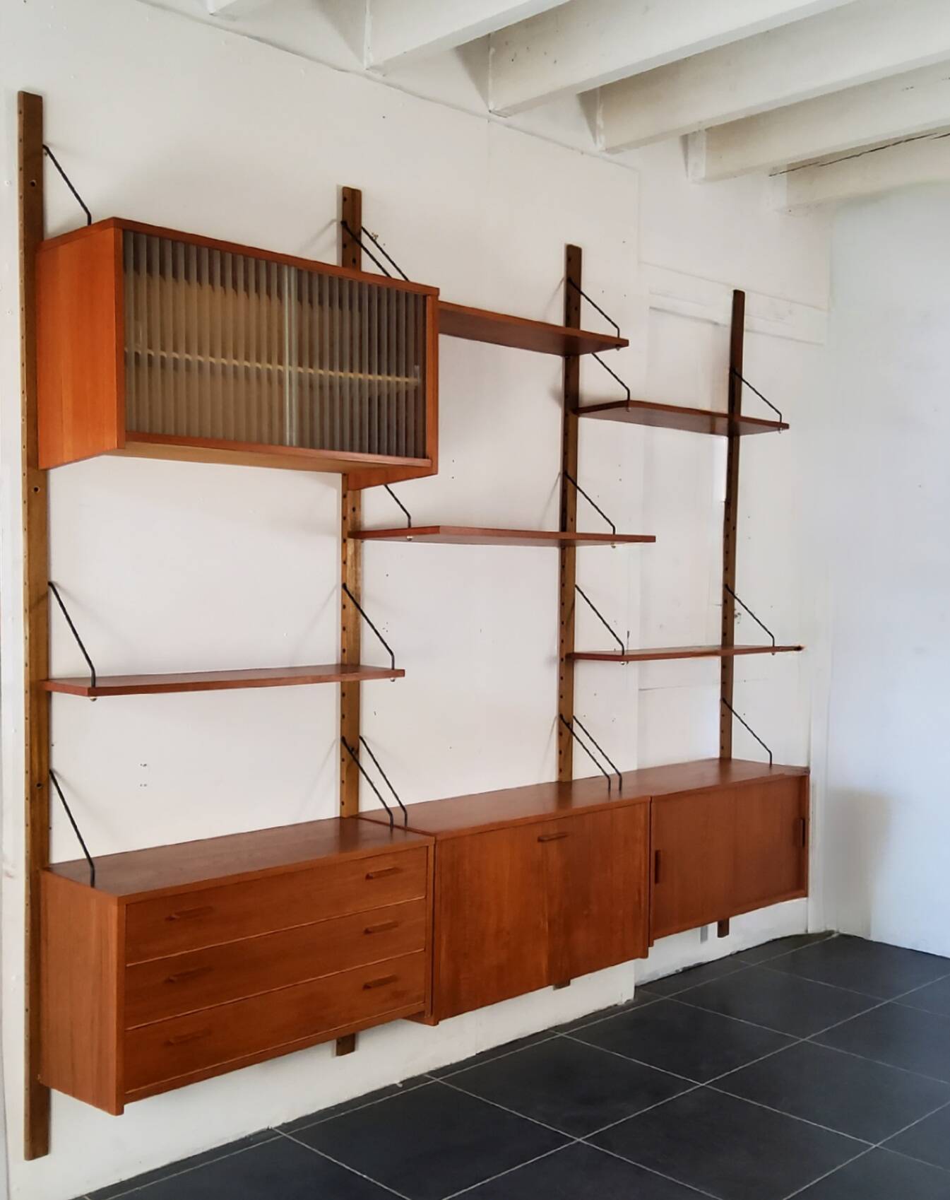 Modular Scandinavian wall shelf – Danish design from the 1970s