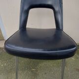 1 chaise noire 1960/70