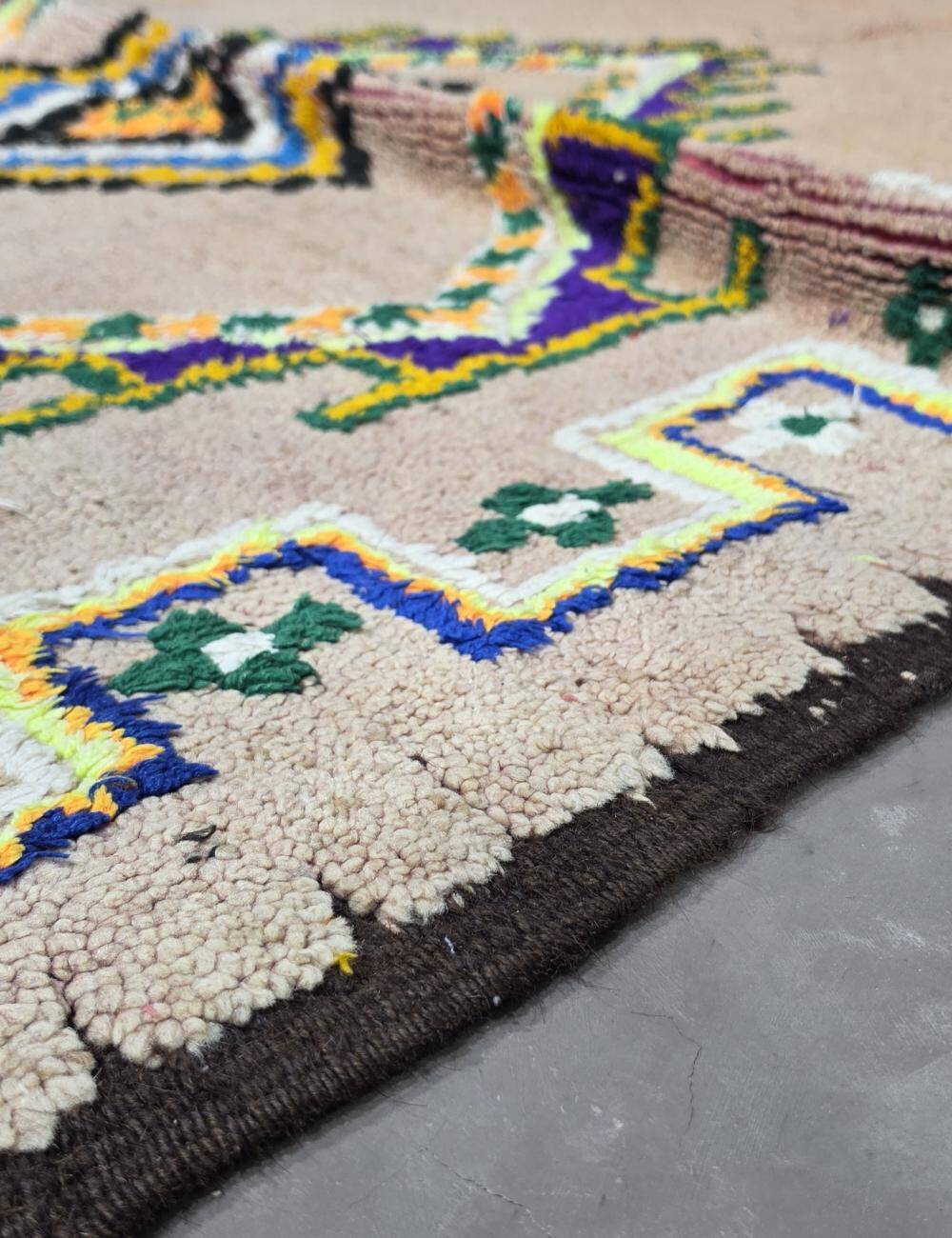 Berber Moroccan Rug - 376 x 163 cm