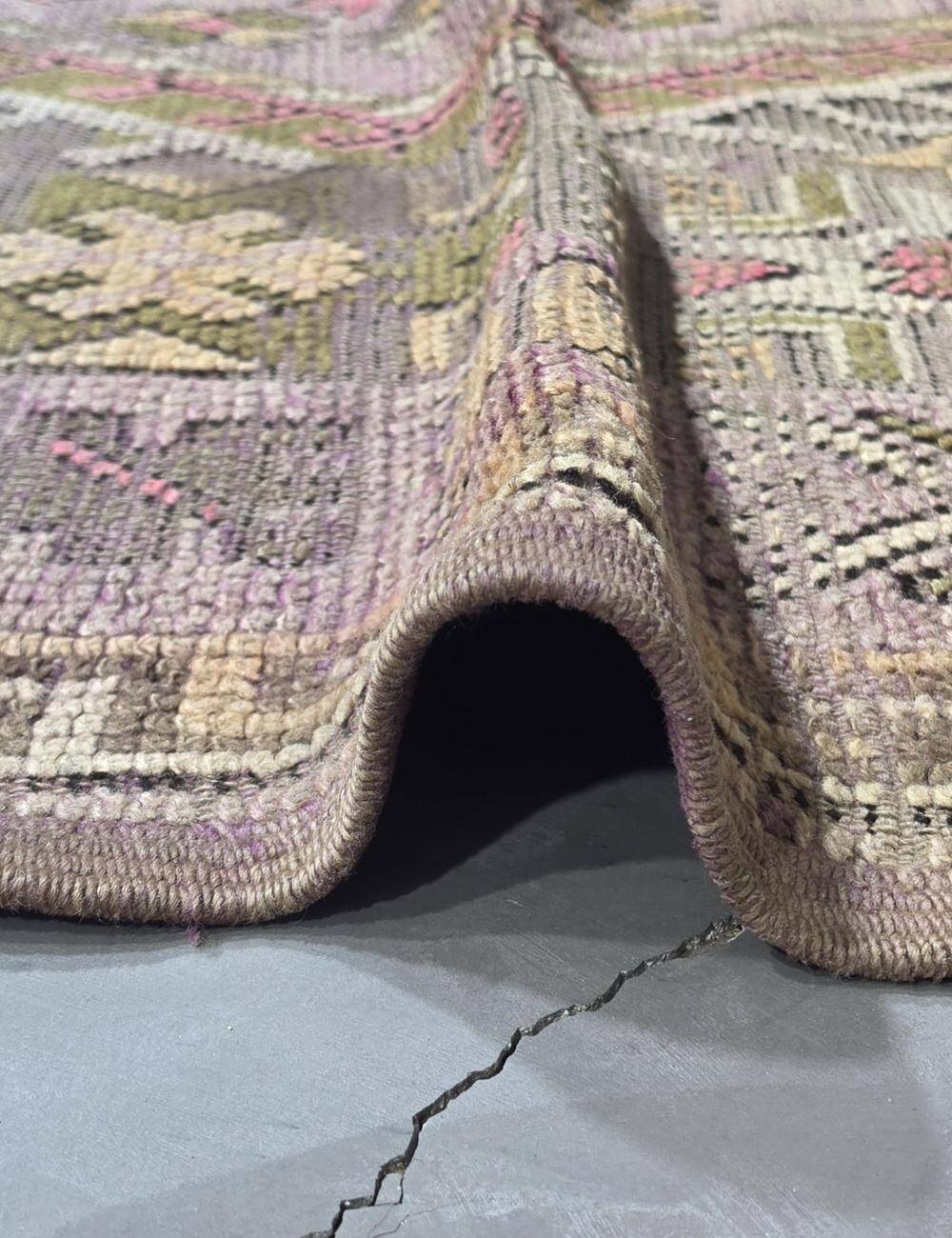 Vintage Moroccan Rug - 300 x 177 cm