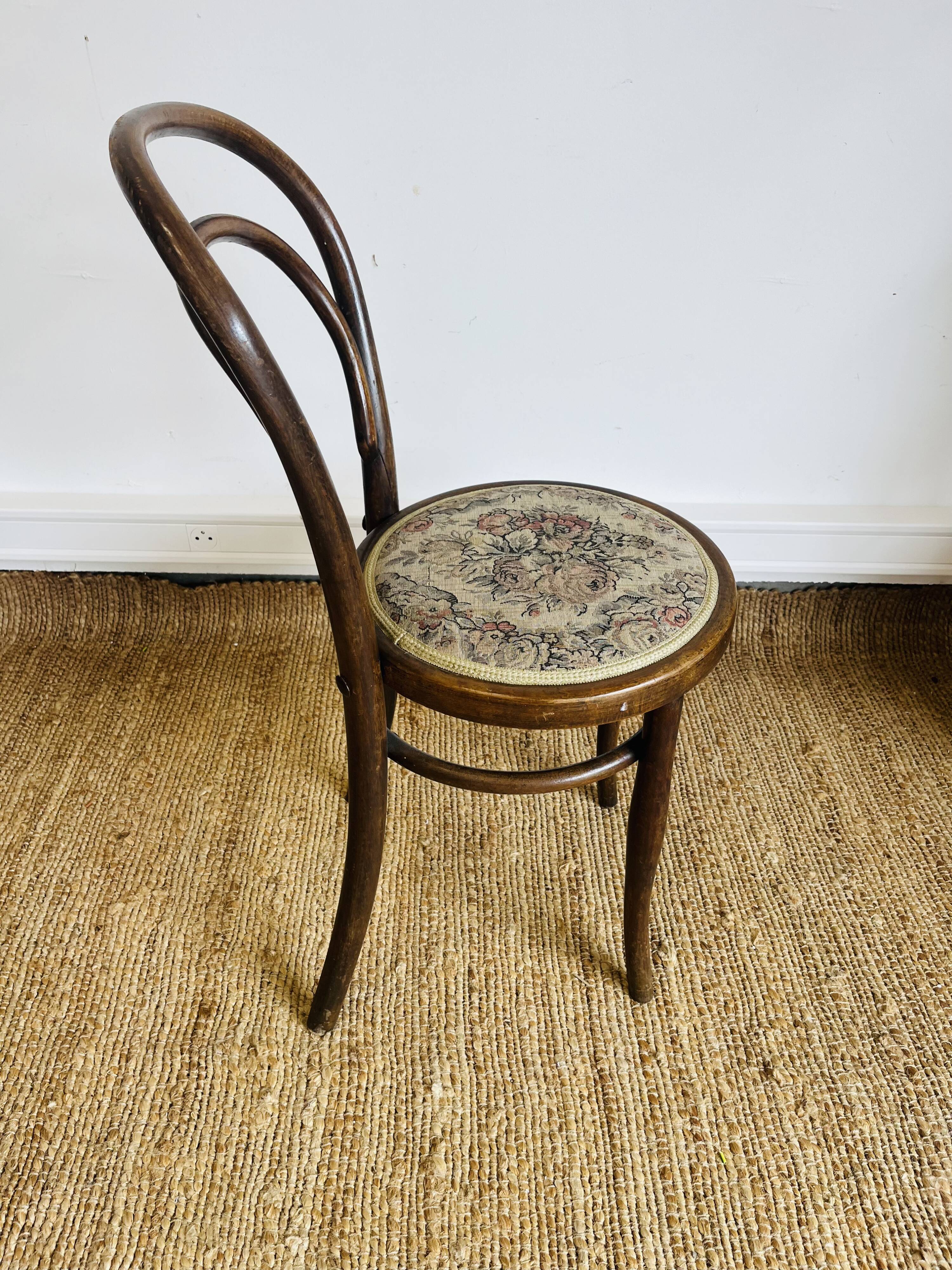 Pair of vintage bistro chairs – bentwood – floral upholstered seat