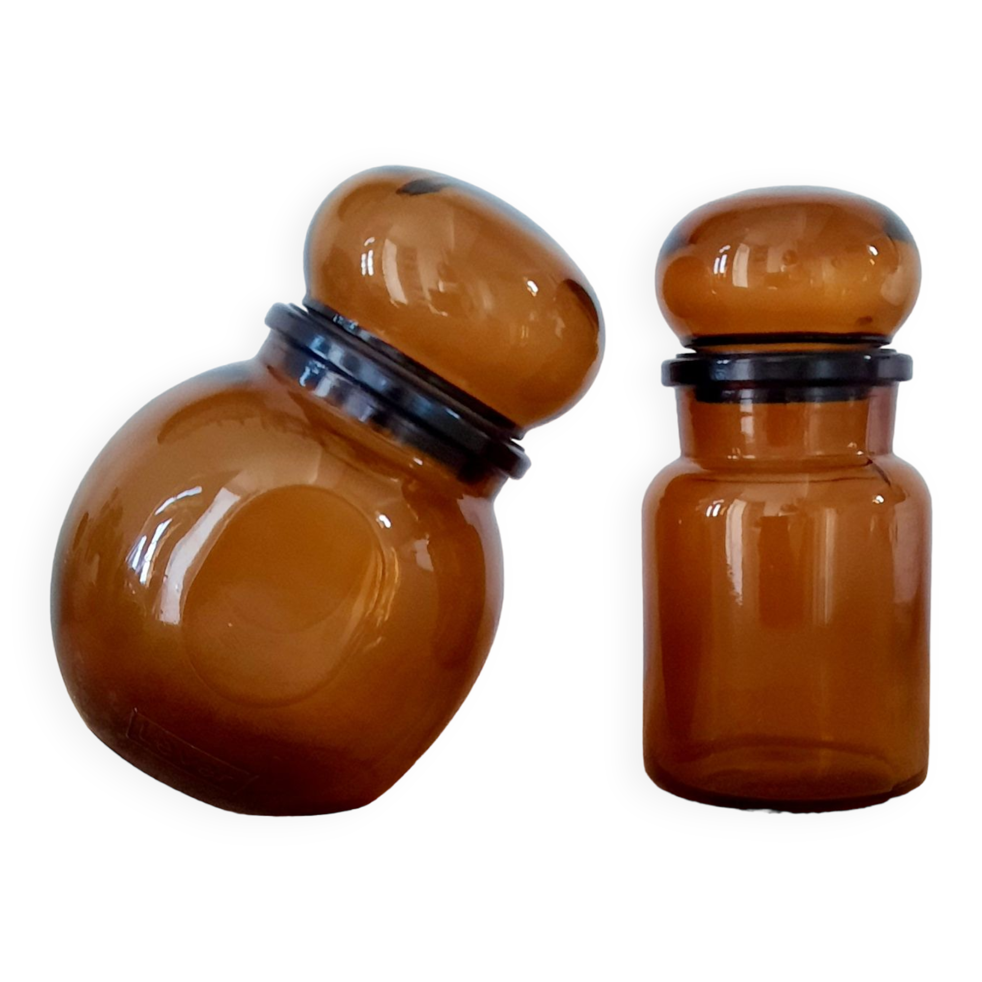 Pots en verre ambré