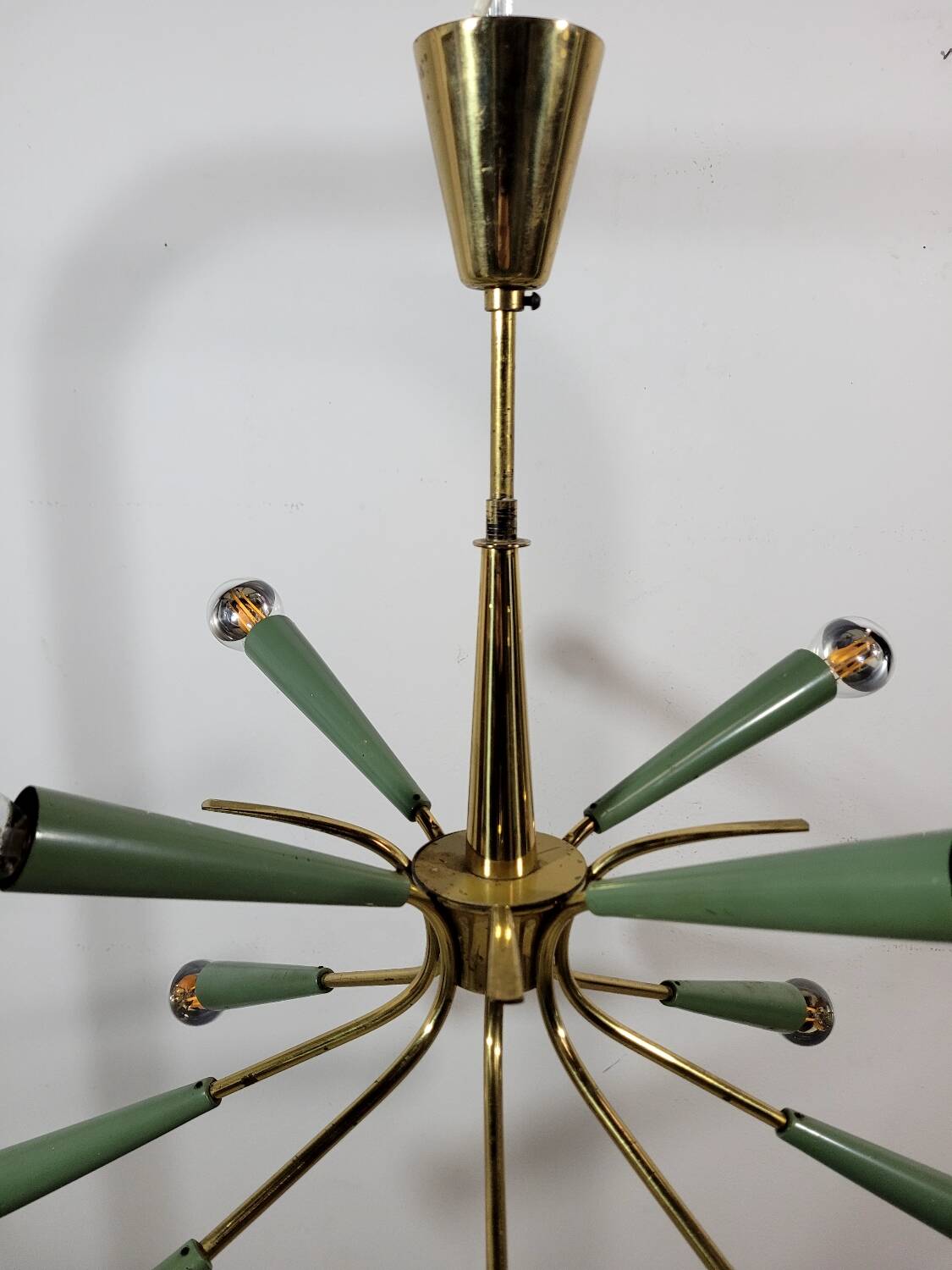 Vintage Sputnik chandelier or suspension in Stilnovo brass