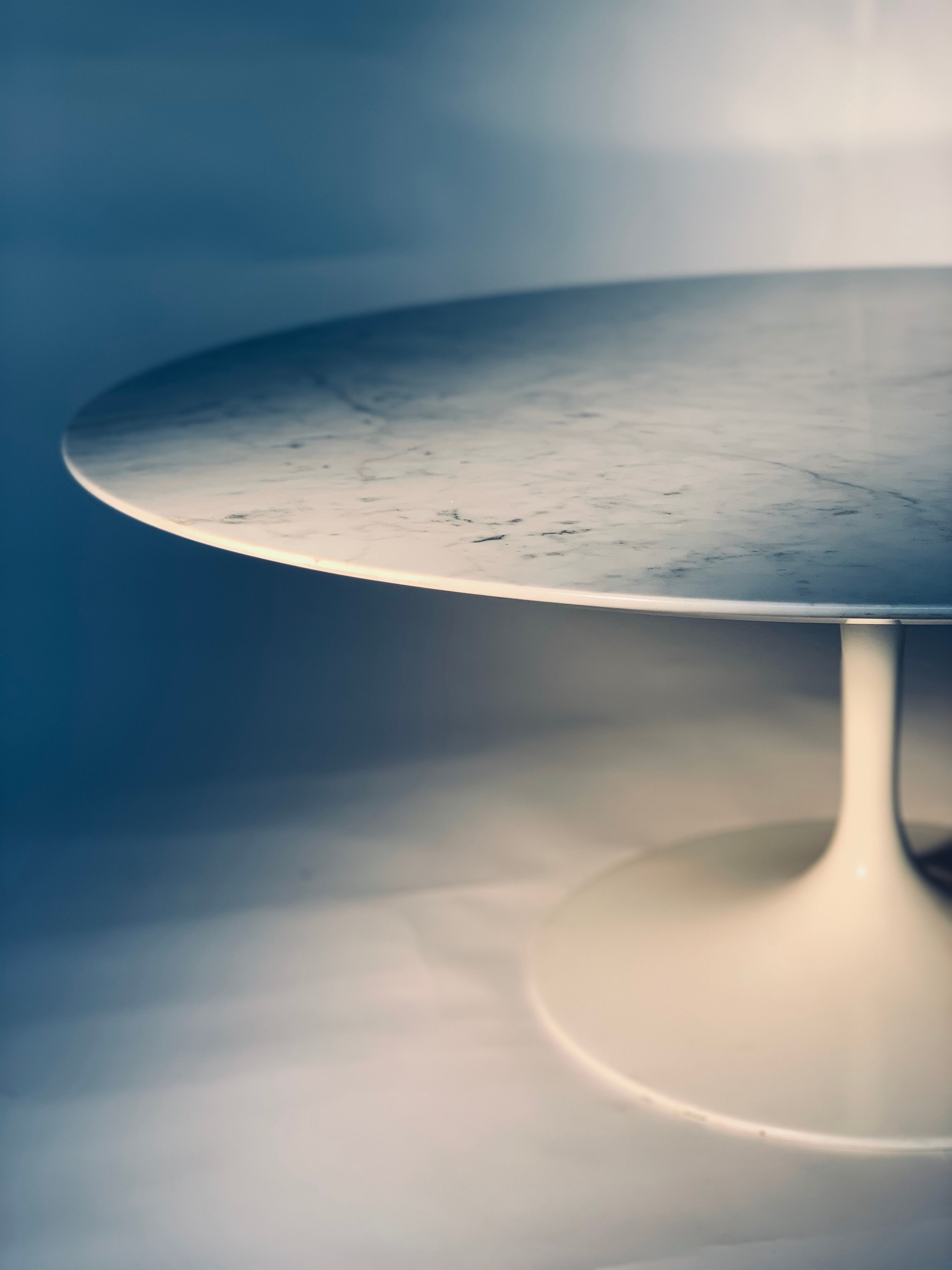 Coffee table by Eero Saarinen for Knoll