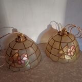 Pair of mother-of-pearl suspensions