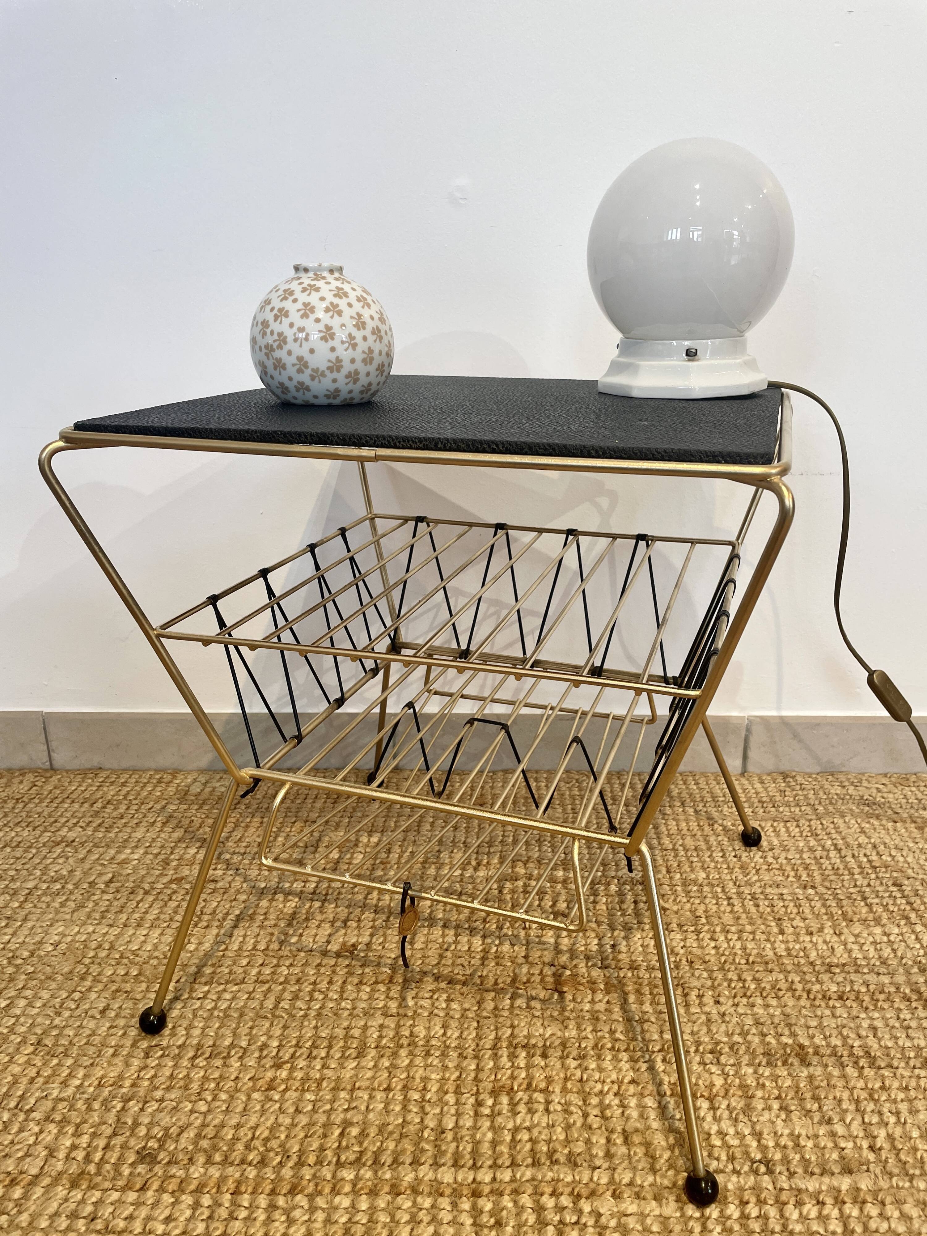 Table d'appoint porte-revues - porte vinyles