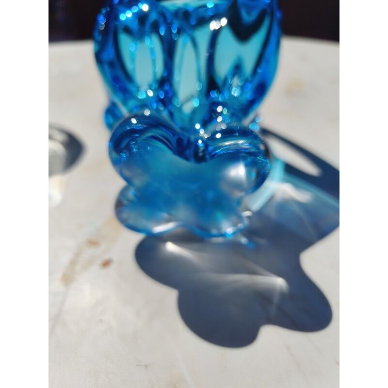 2 blue crystal and blown glass pocket vases