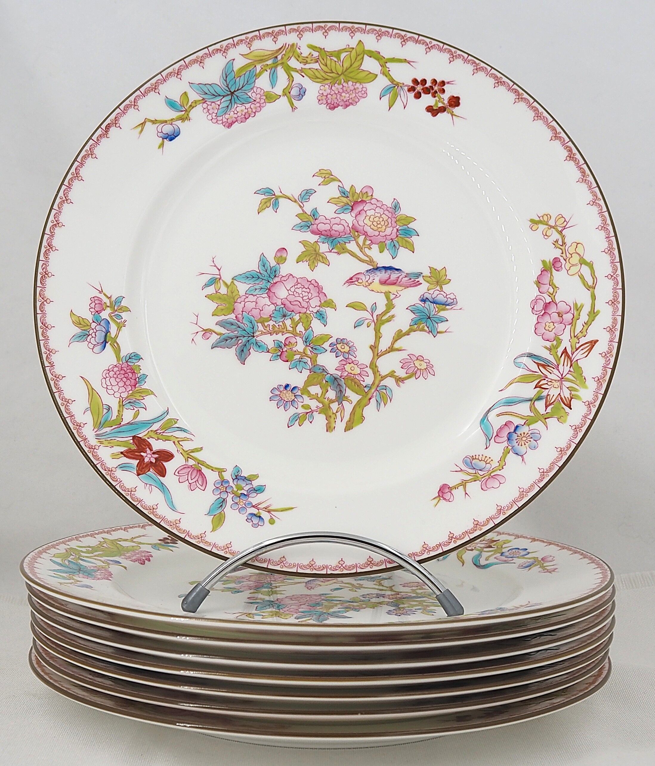 Minton Cuckoo, Coucou, 8 hand-painted porcelain dinner plates, 26 cm.