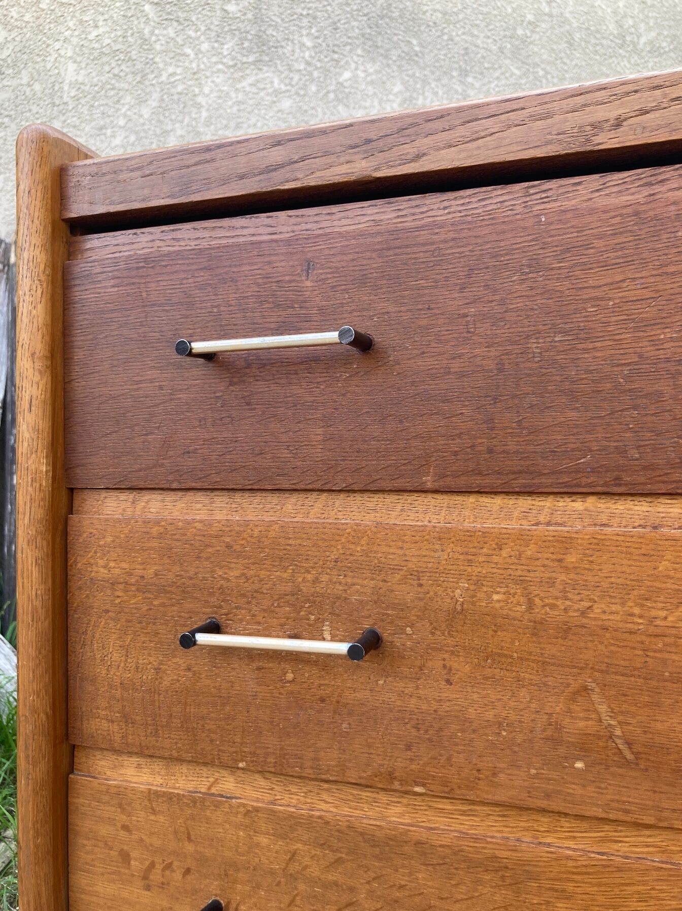 Vintage dresser compass feet