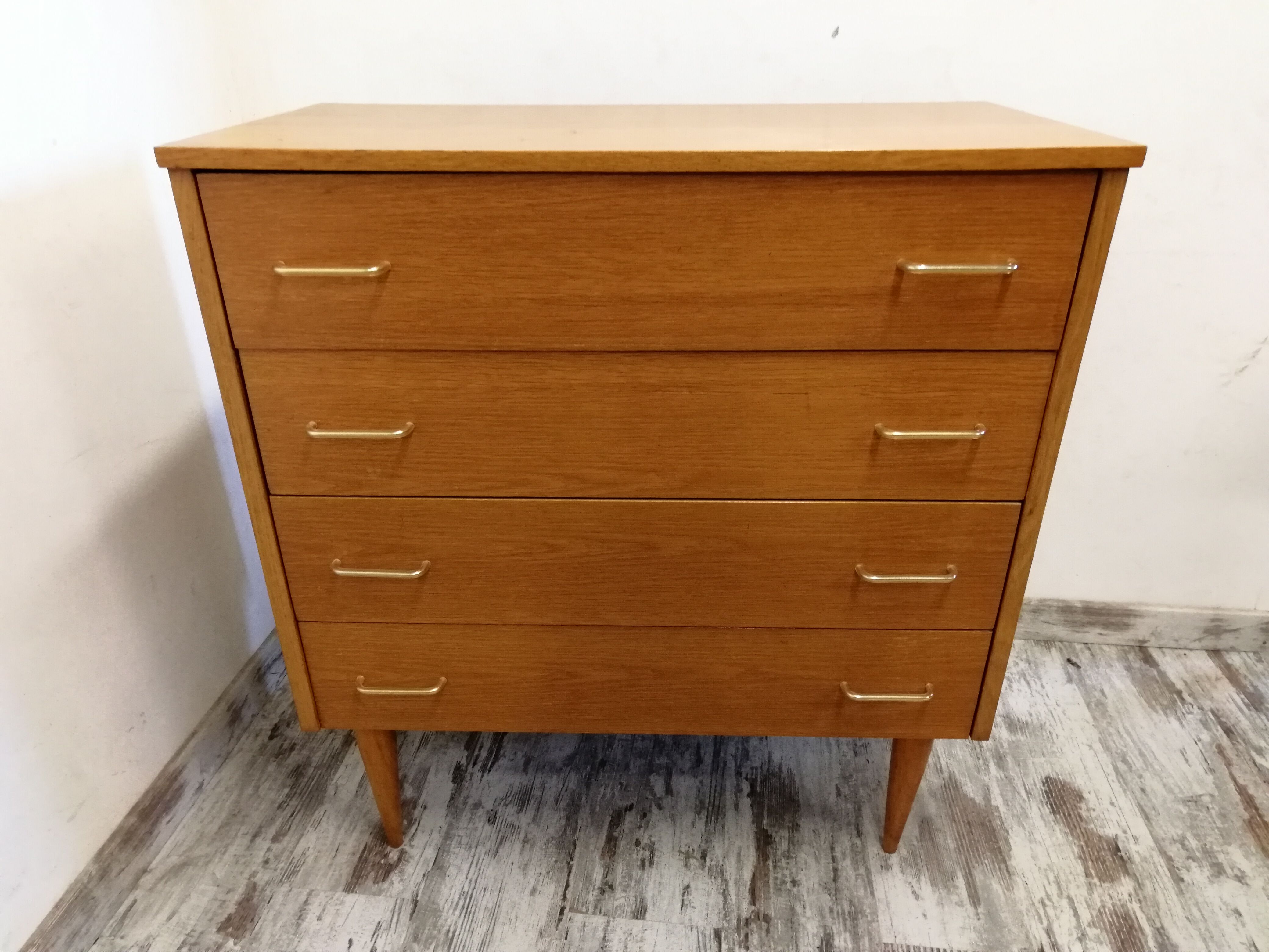 Scandinavian chest of drawers