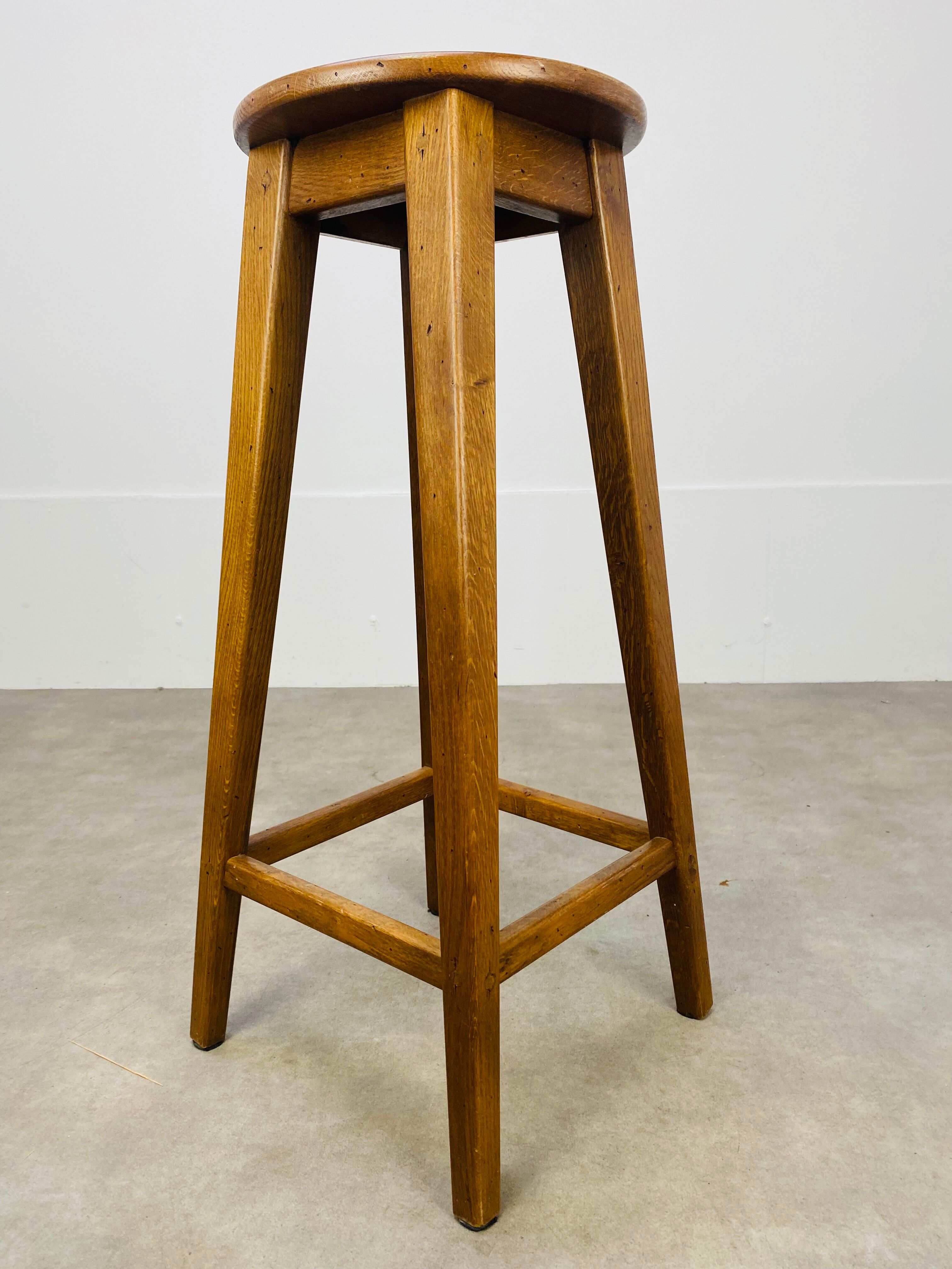 Solid wood oak bar stool