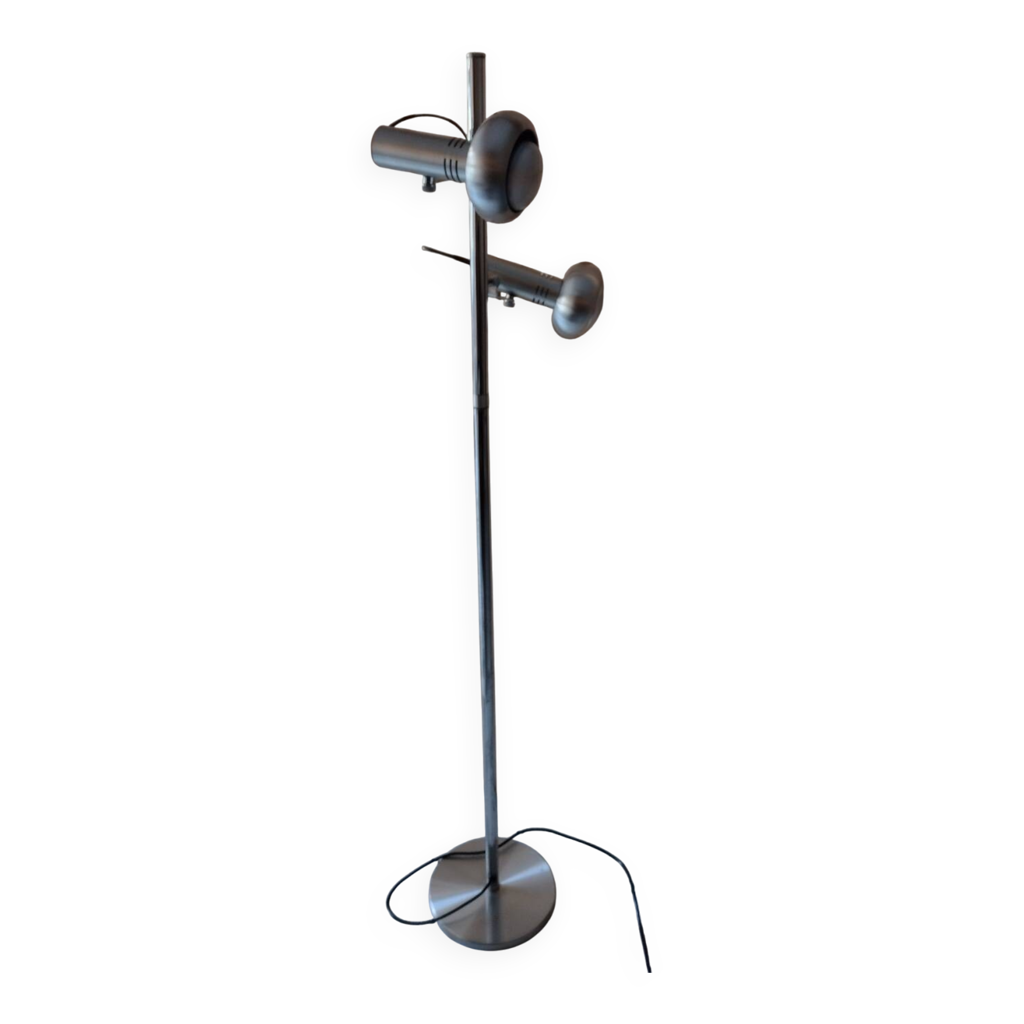 Vintage 70s floor lamp in chrome and aluminum reflector