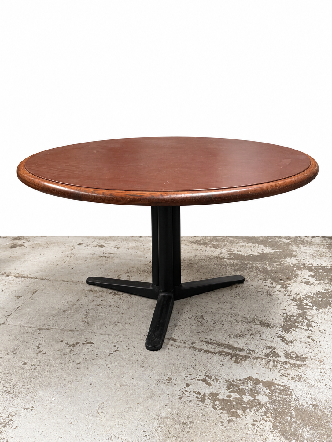 Round table