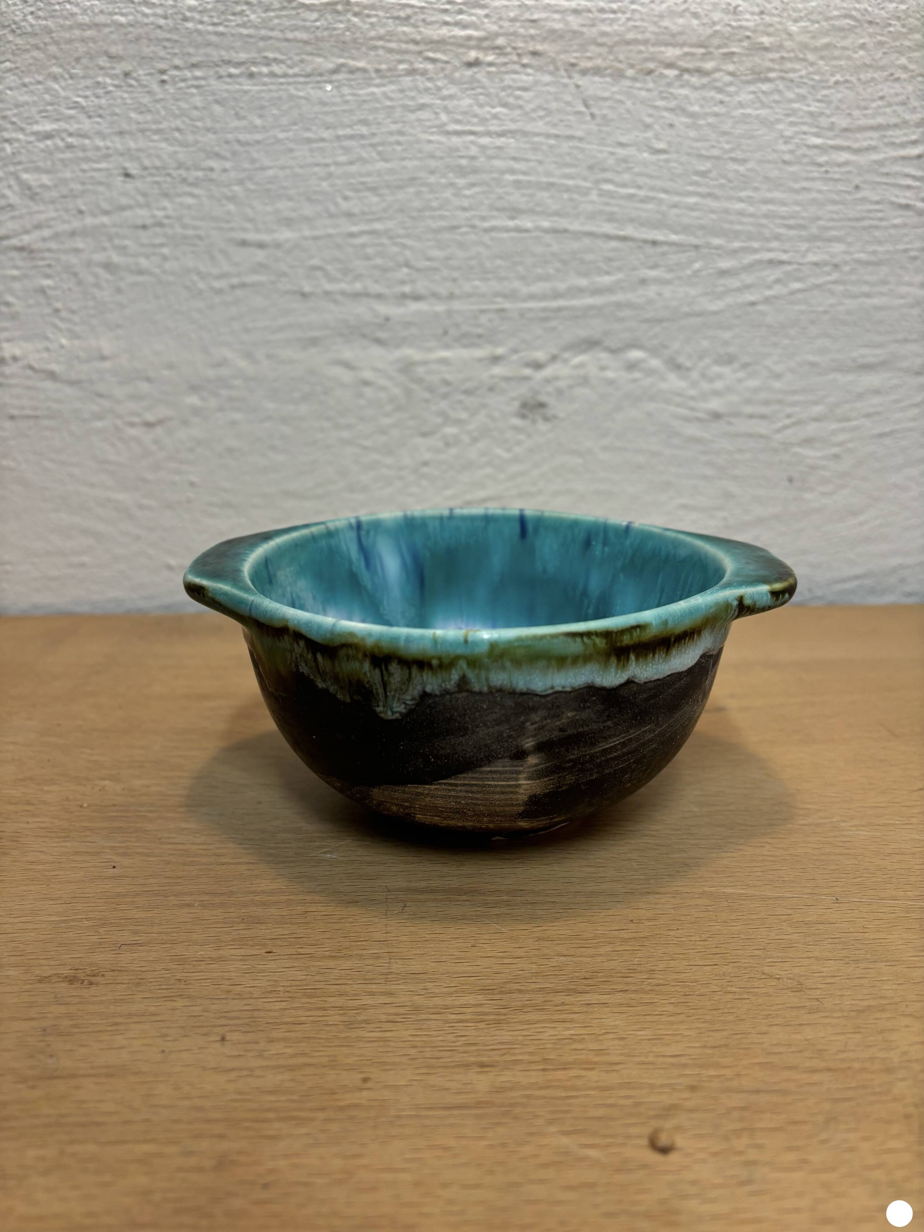 Morvan blue bowl
