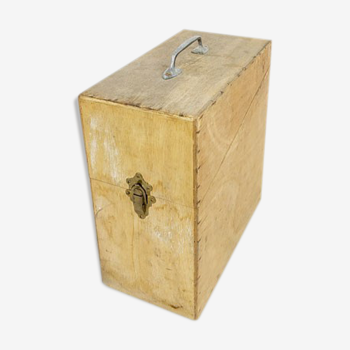 Boîte de rangement en bois