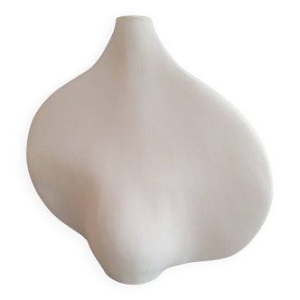 Vase sculpture by Alain Gauchet