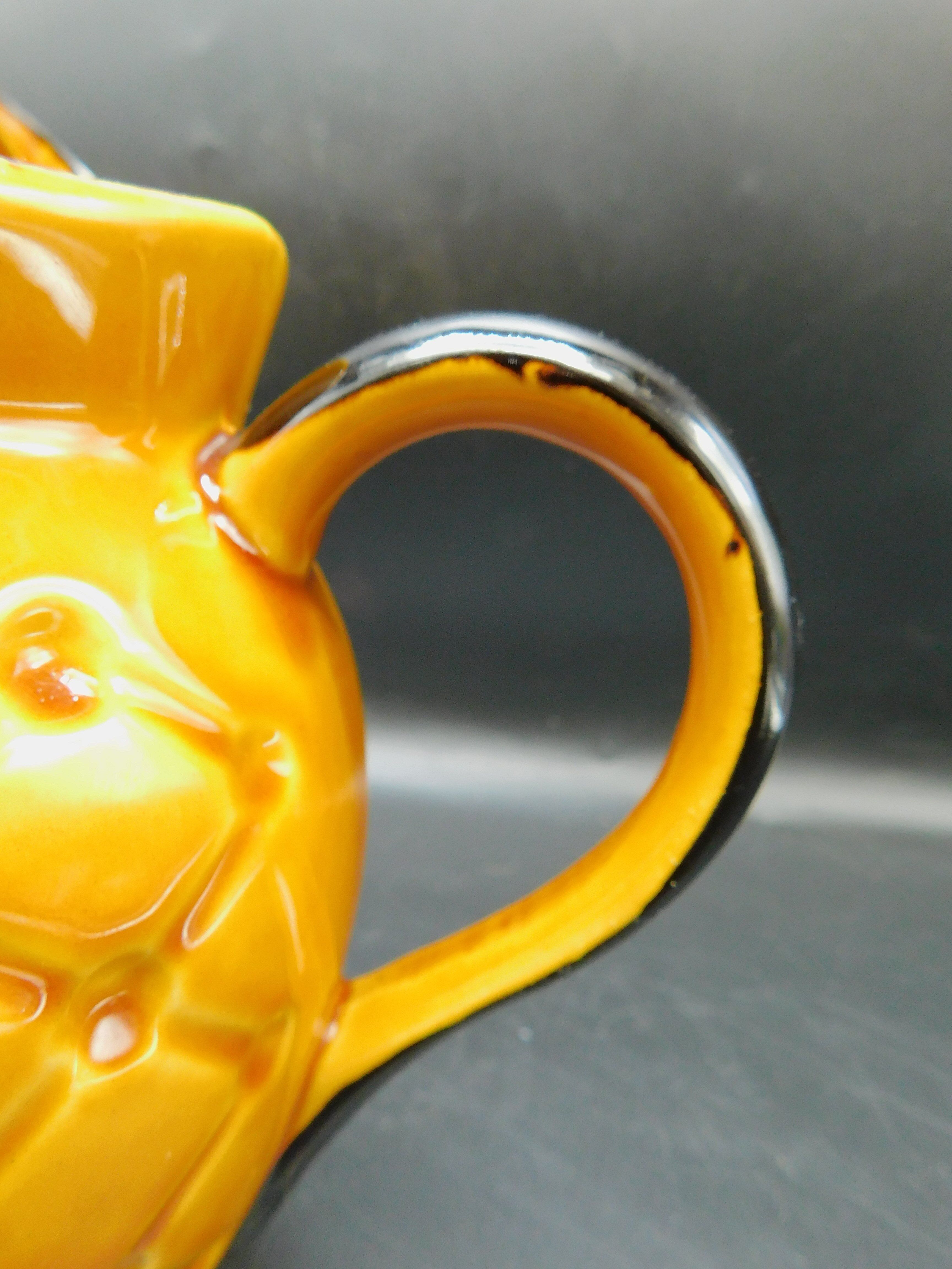 Pitcher Le Poet-Laval model Mireille