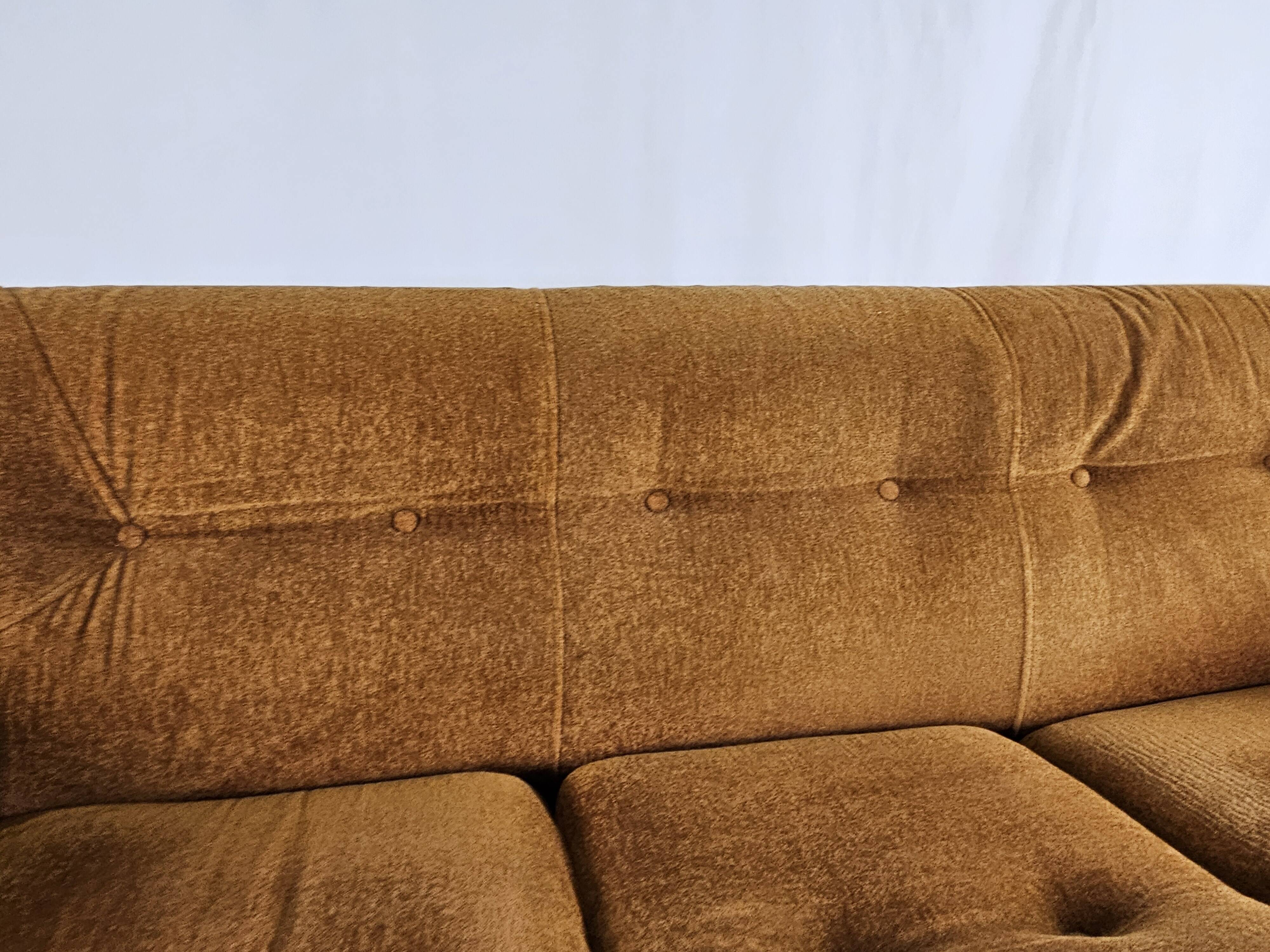 70s three-seater sofa by doimo