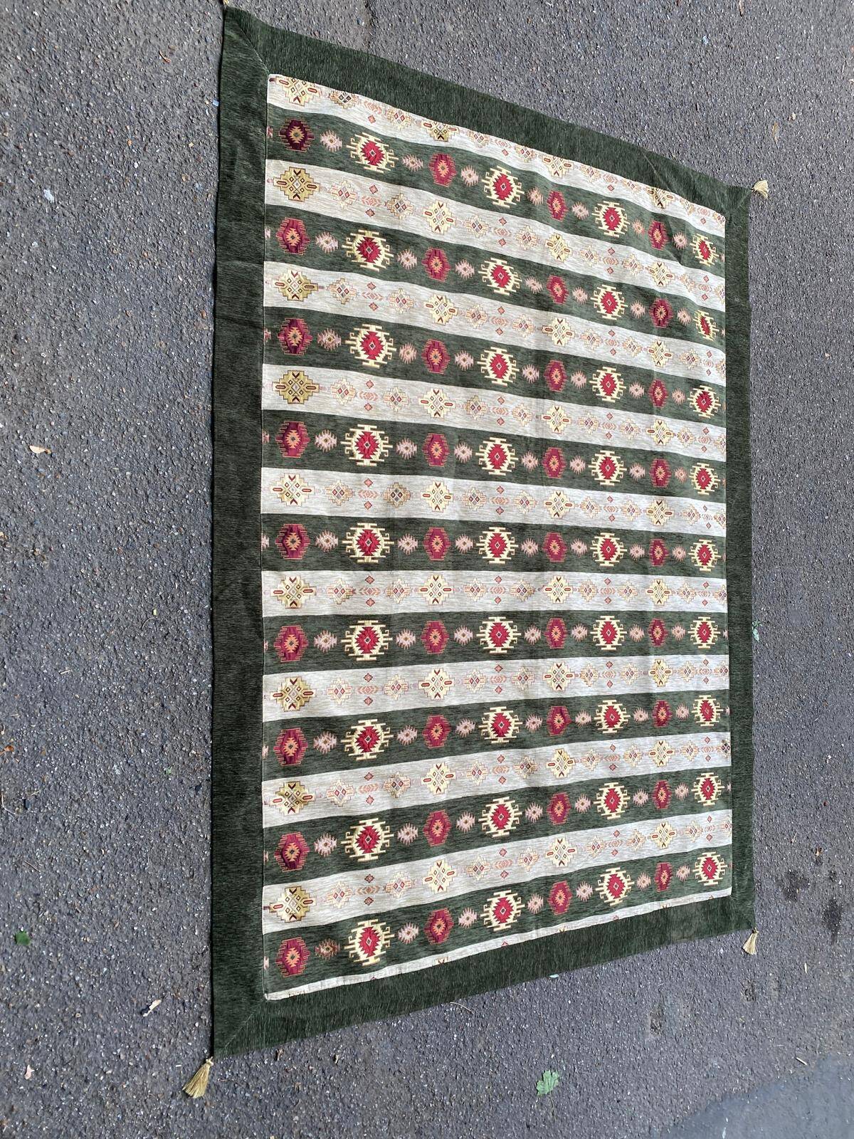 Oriental silk rug 155x210