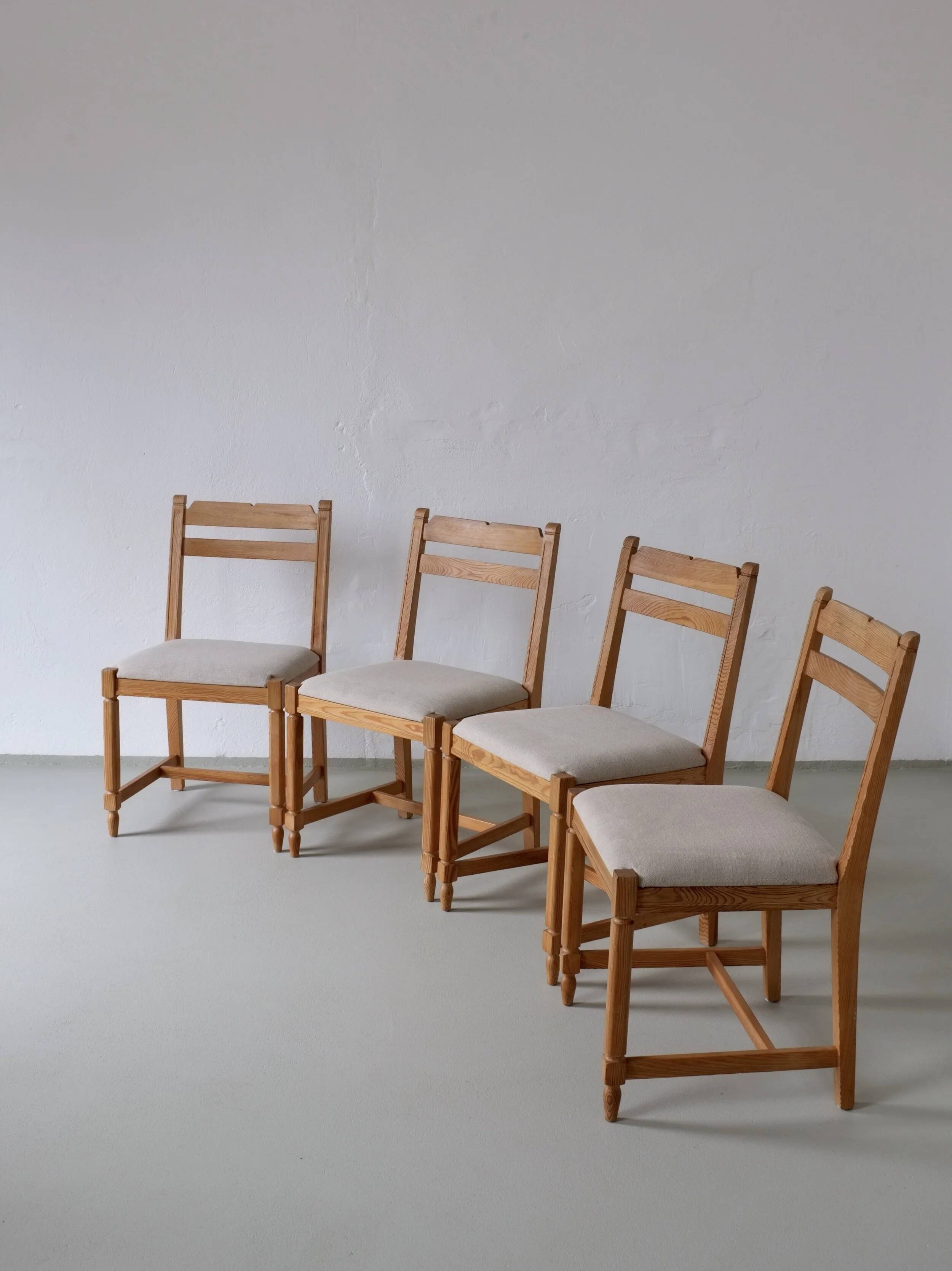 4 rustic carved pine chairs | Sweden | 1950s