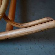 Rocking-chair vintage en rotin années 60-70, dossier haut ajouré