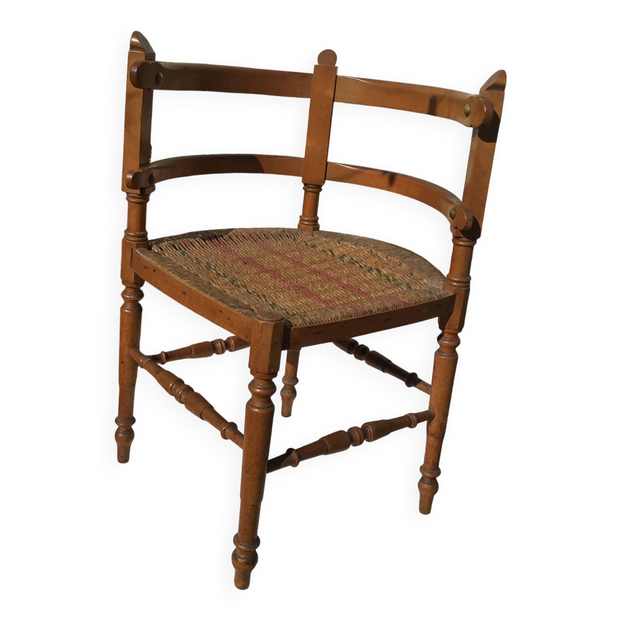 straw-style corner armchair