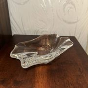 Vide poche en cristal de Baccarat moulé