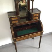 Bonheur Du Jour De Style Louis XVI En Acajou