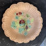 Assiette, coupe en barbotine modèle de fruits ancienne, art deco et collector