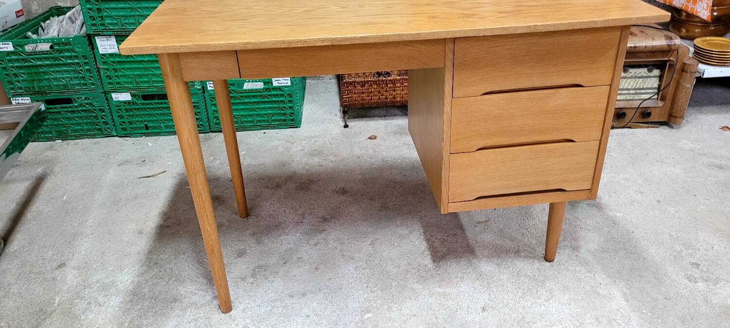 Half-Minister Office from the 60s