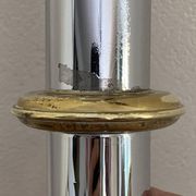 Lampadaire en métal et verre fumé