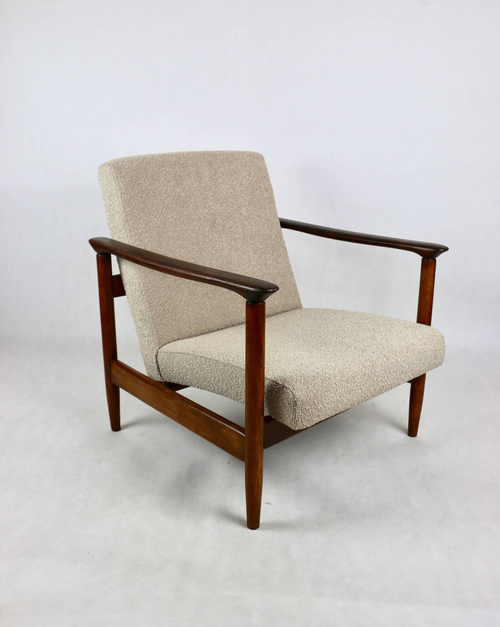 GFM-142 Chair in Beige Bouclé attributed to Edmund Homa, 1970s