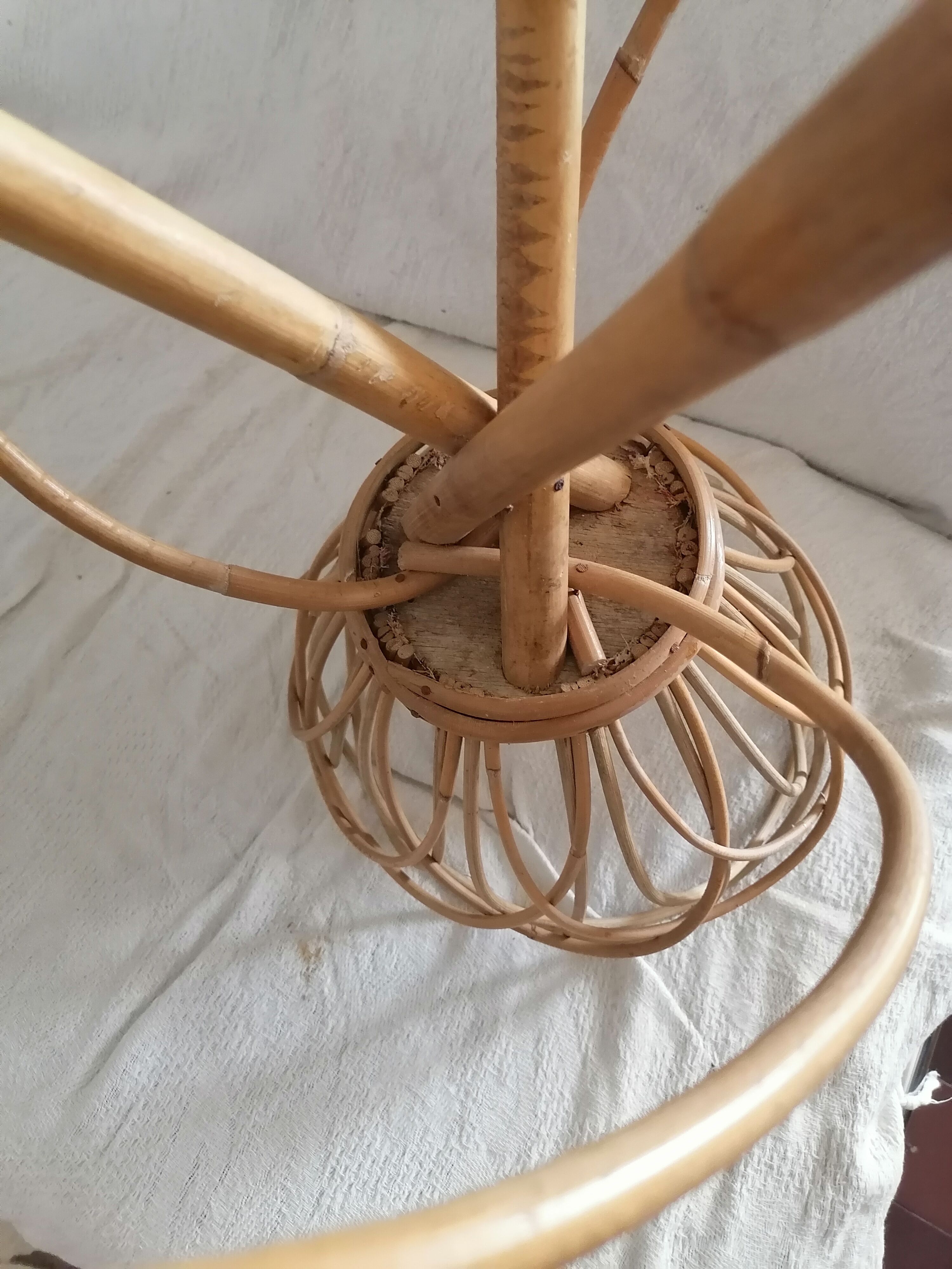 Rest plant rattan wicker 1960 1970