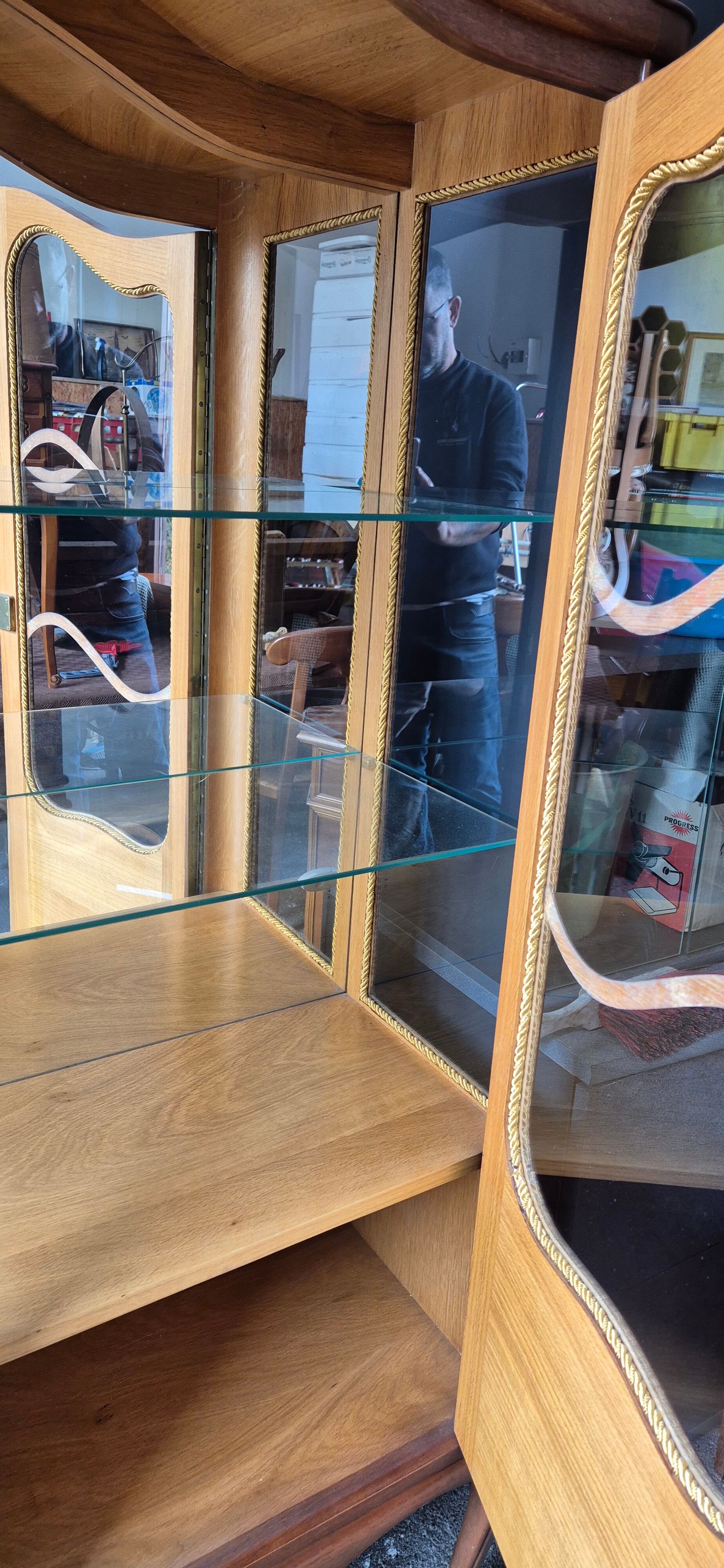 Two-door display cabinet