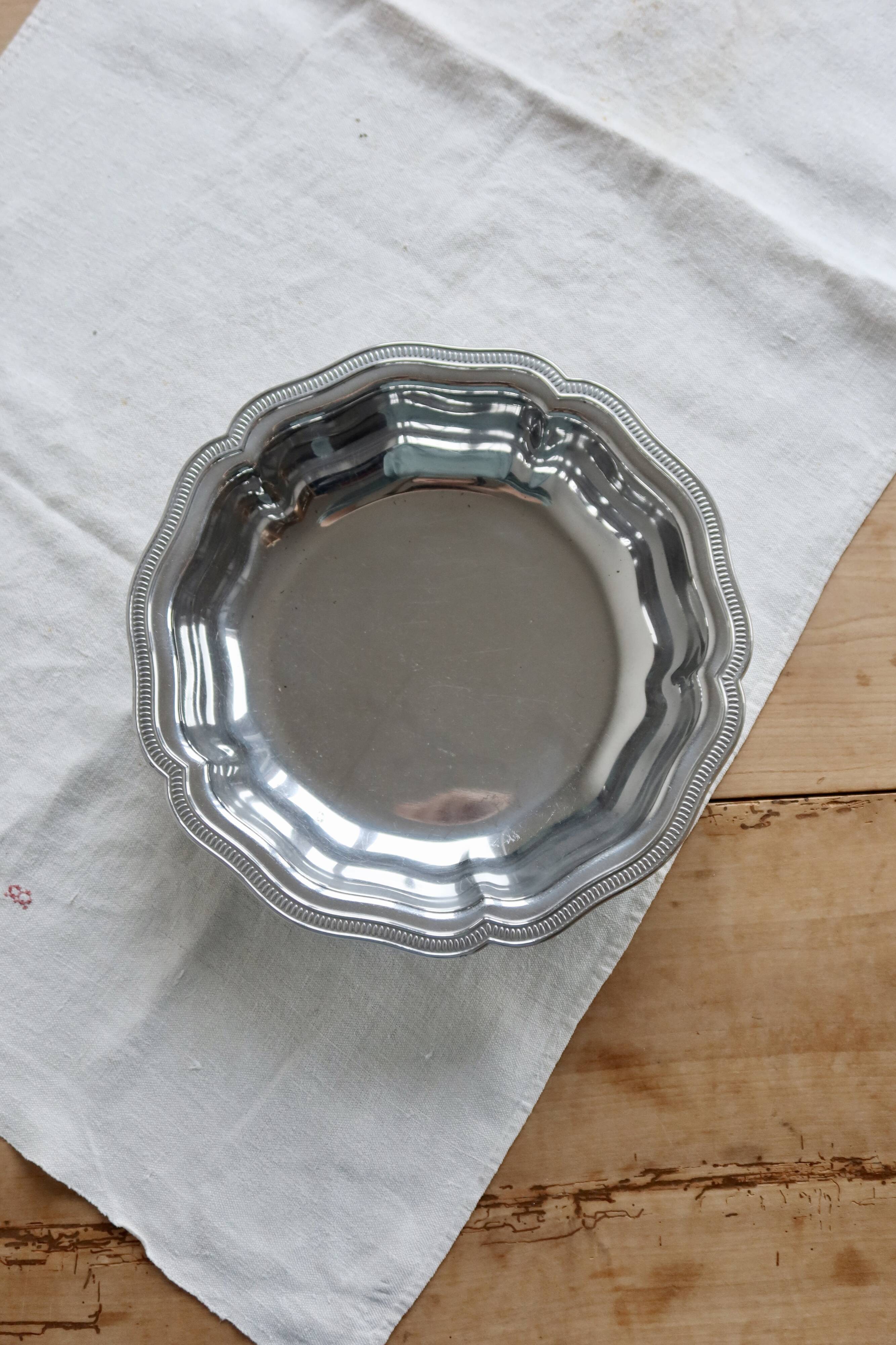 Vintage silver-plated metal salad bowl or large dish by Guy Degrenne.