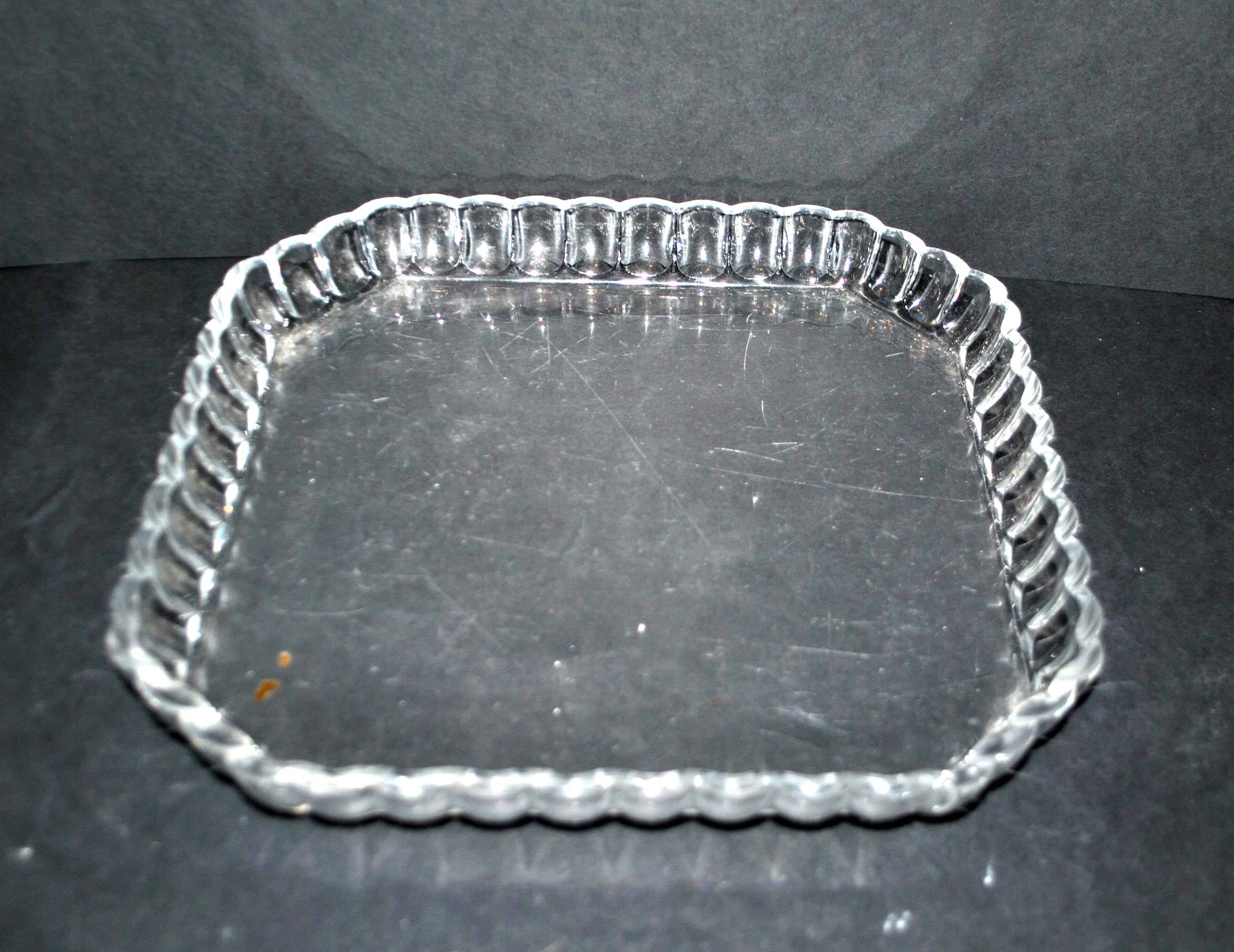 Old square tray in molded glass - liquor or fruit service 21.5cm