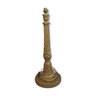 Ancien pied de lampe en bois sculpté