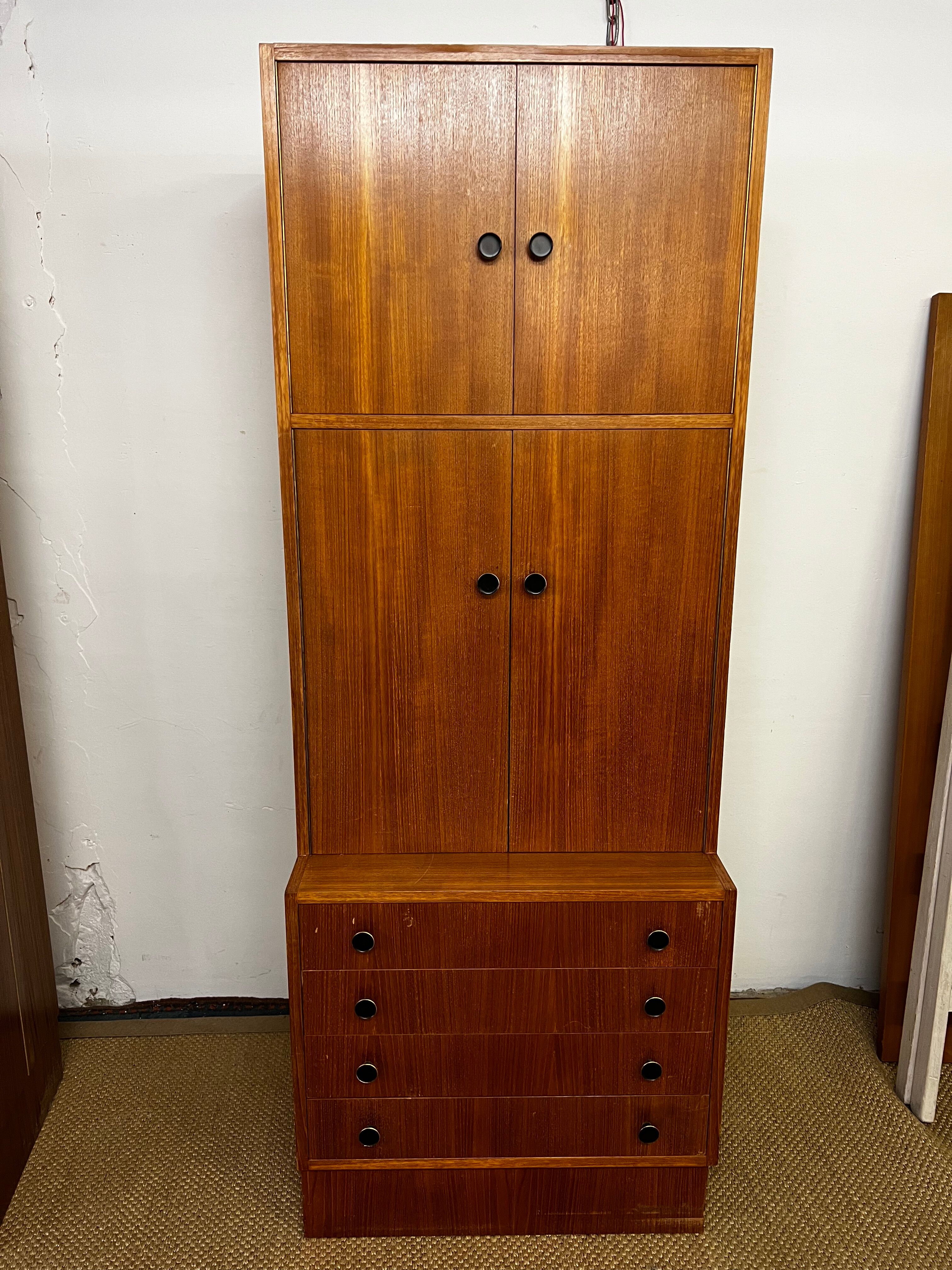 Vintage storage unit