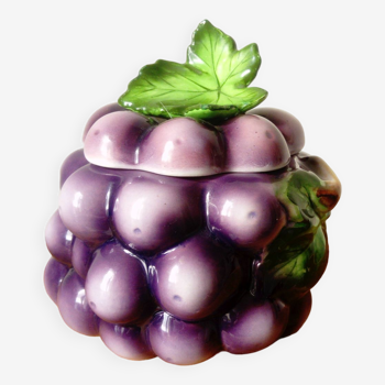 Grape slip pot
