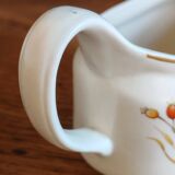 "Harvest 1418" sauceboat in English porcelain