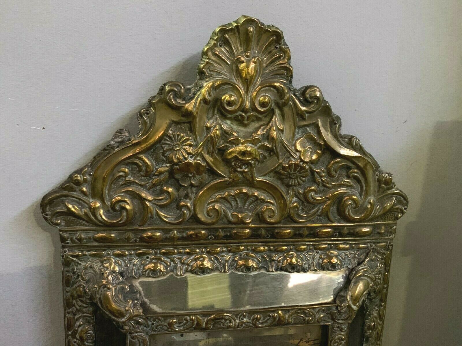 Mirror by-close copper repulsed 19th century h 59 X l 34 cm