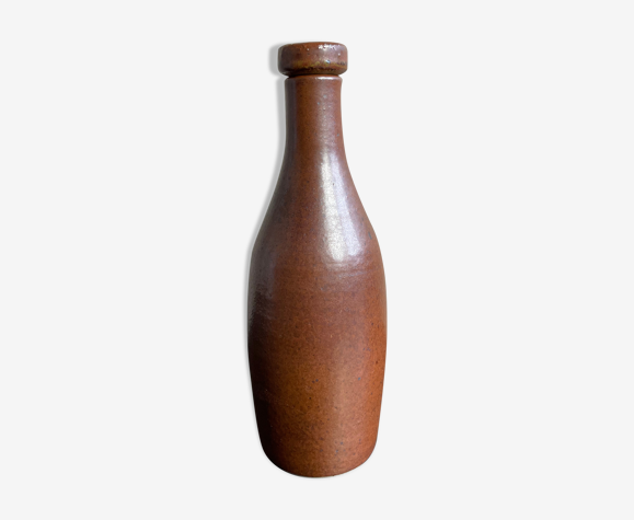 Bouteille en grès
