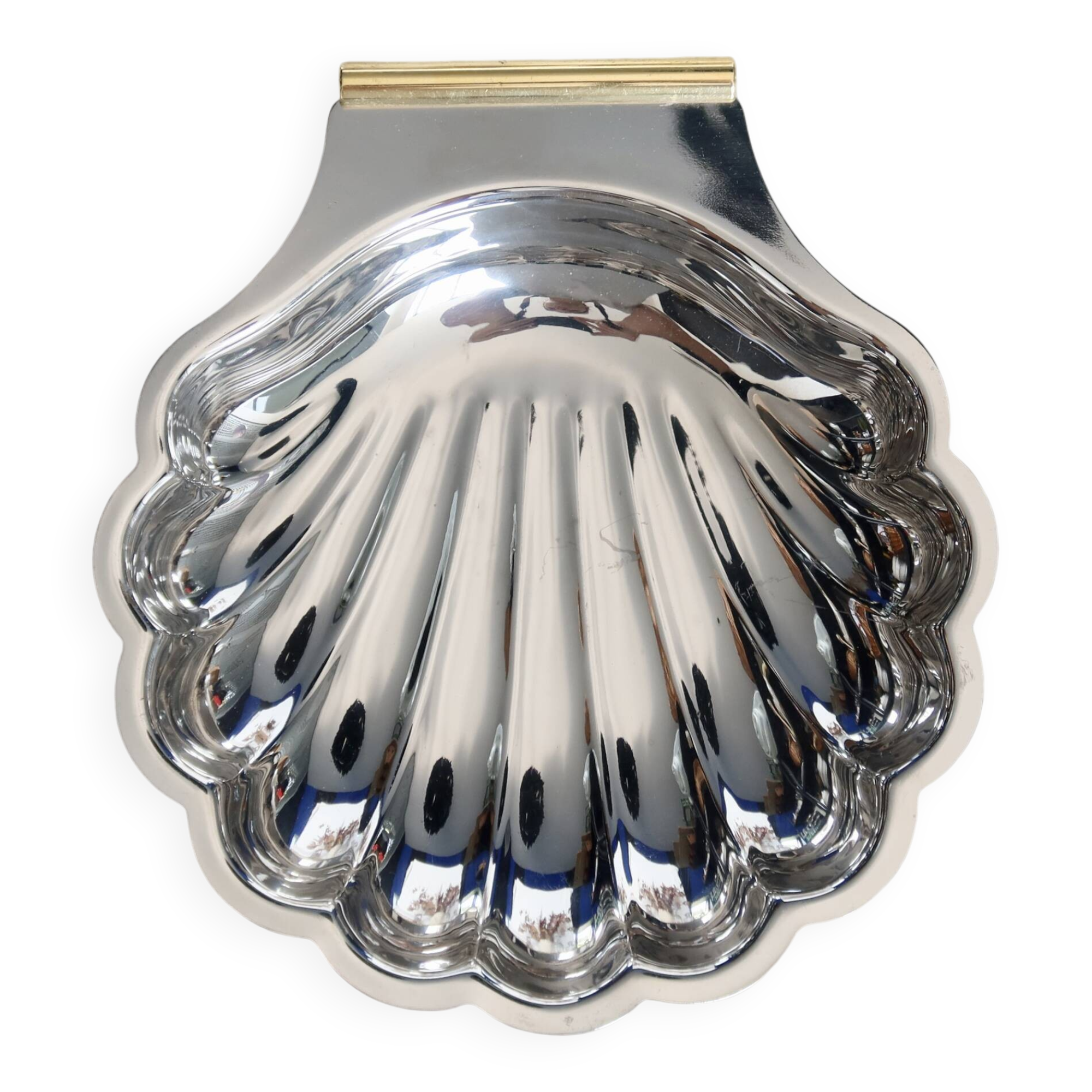 Vide-poche vintage coquillage en métal argenté avec détail doré