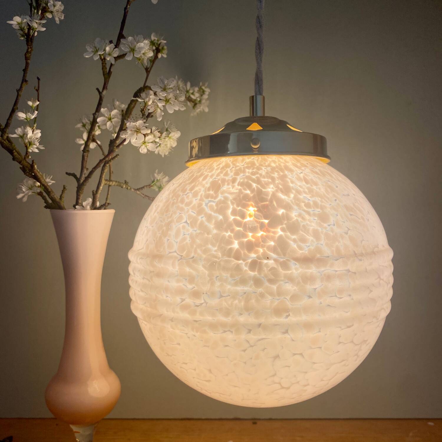 Vintage art deco globe pendant light in pale pink Clichy glass