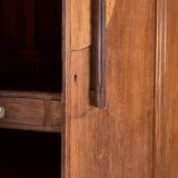 Armoire ancienne en bois à 2 portes, vers 1920