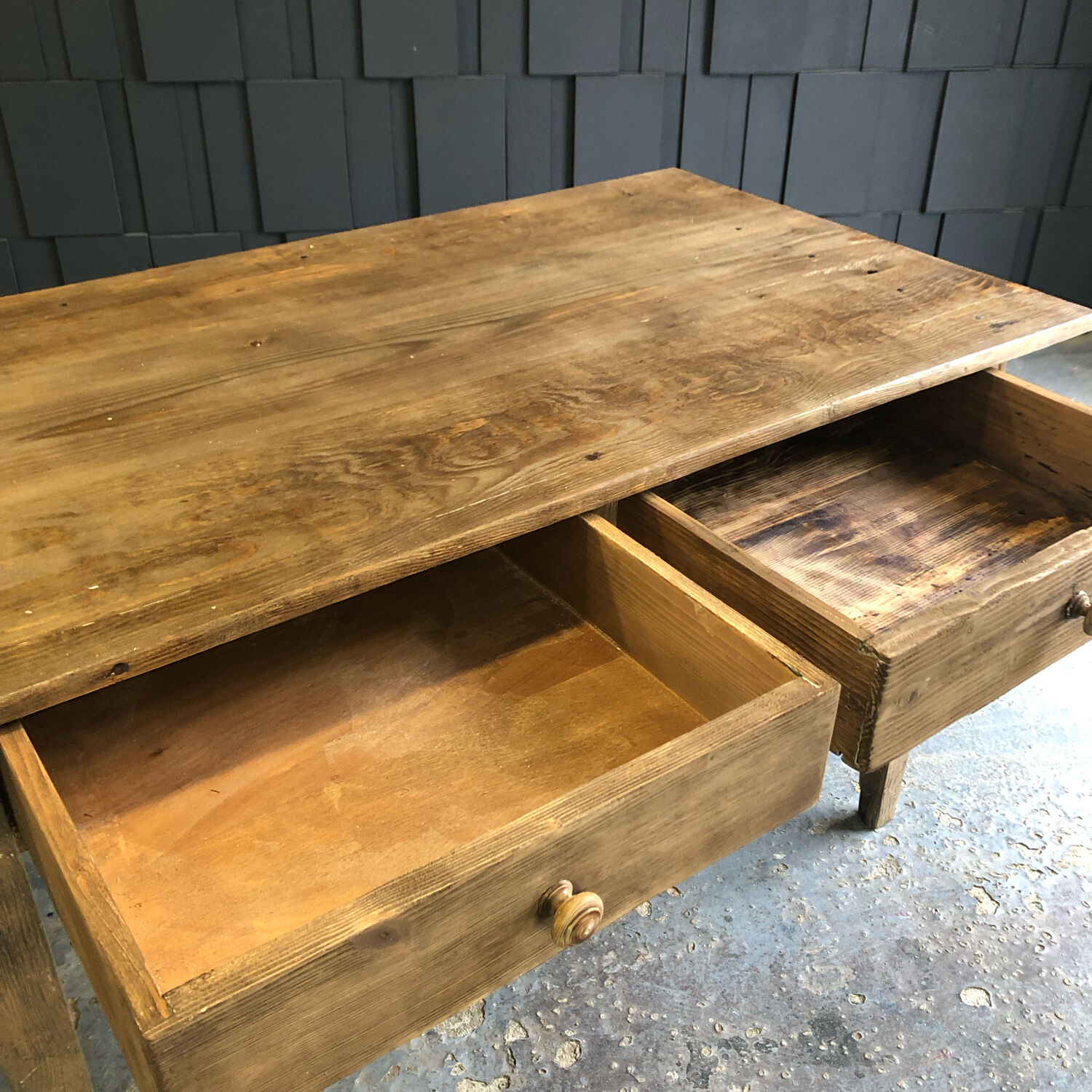 Table de ferme à 2 tiroirs