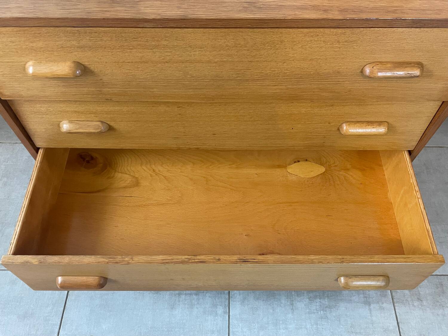 Commode en teck, années 60
