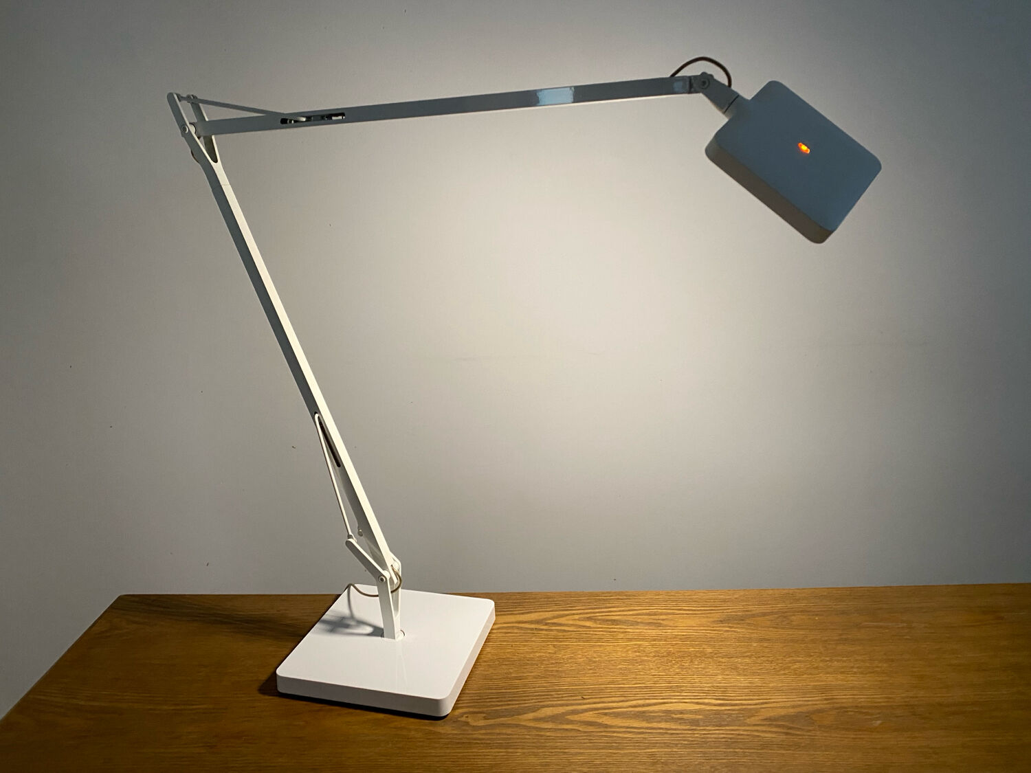 Flos Kelvin desk lamp designed by Antonio Citterio vintage 2009