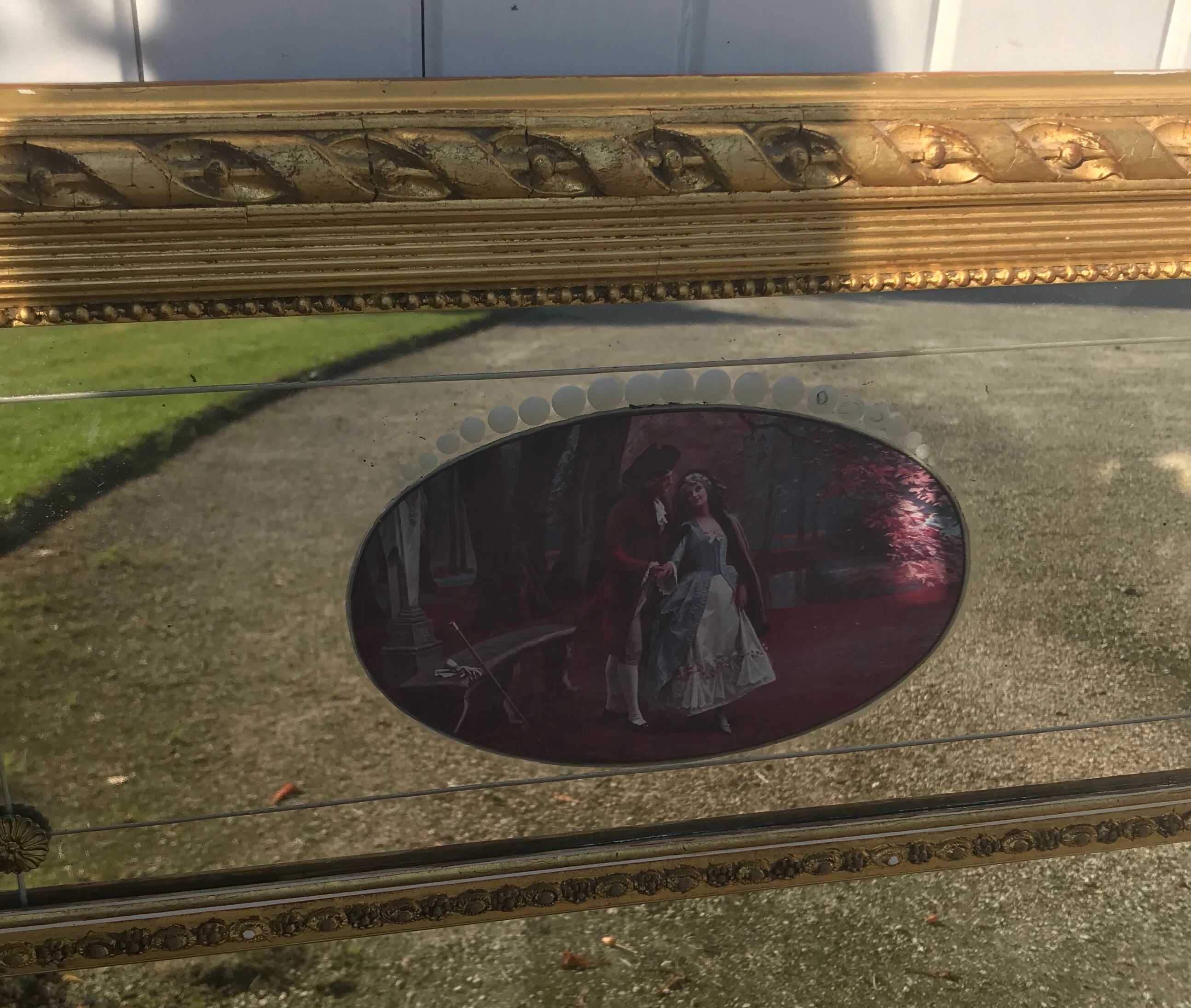 Trumeau with ice medallion framed wood golden patina 69x113cm