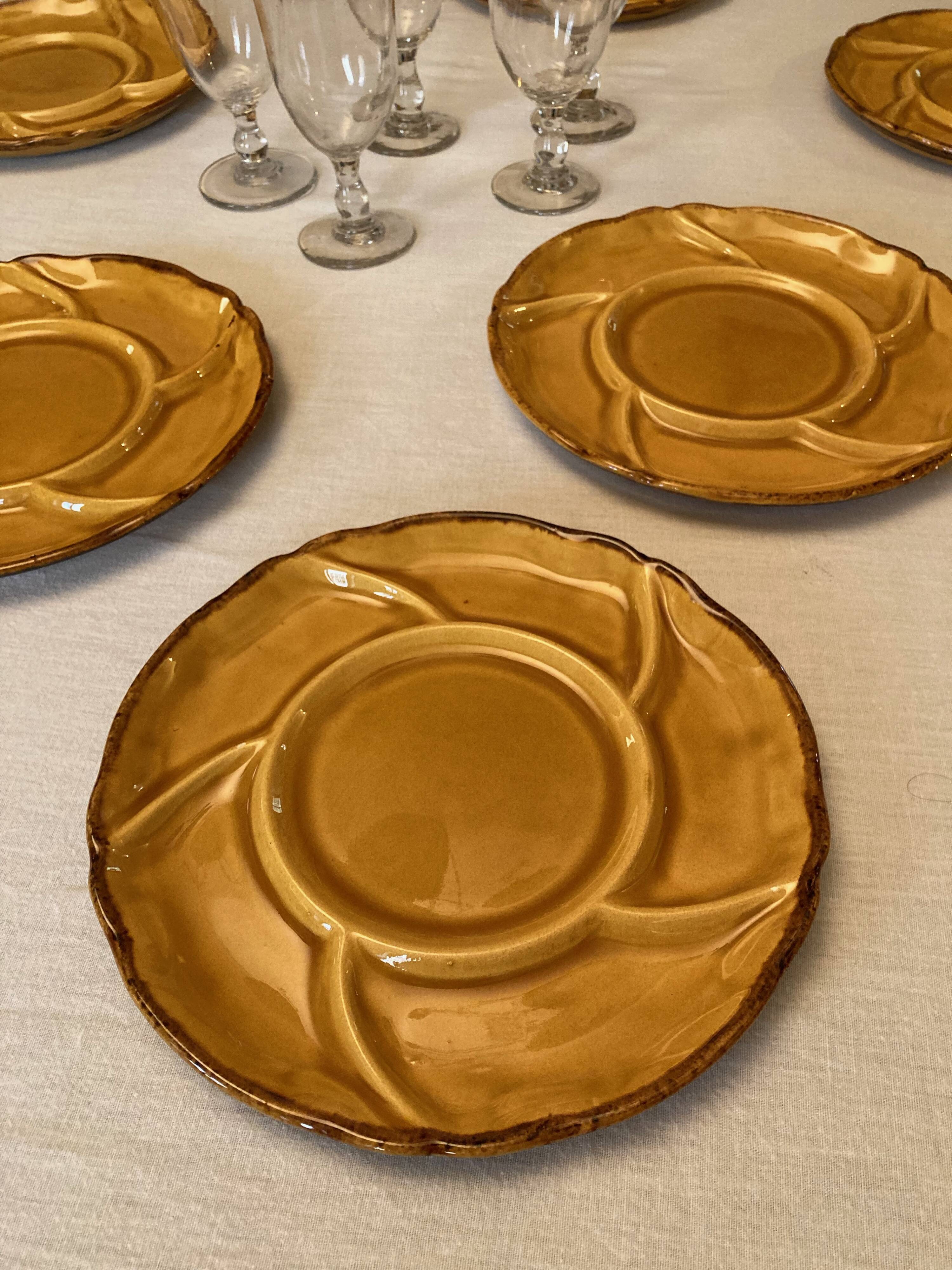 6 compartmentalized plates Les Faïences de Haute-Provence